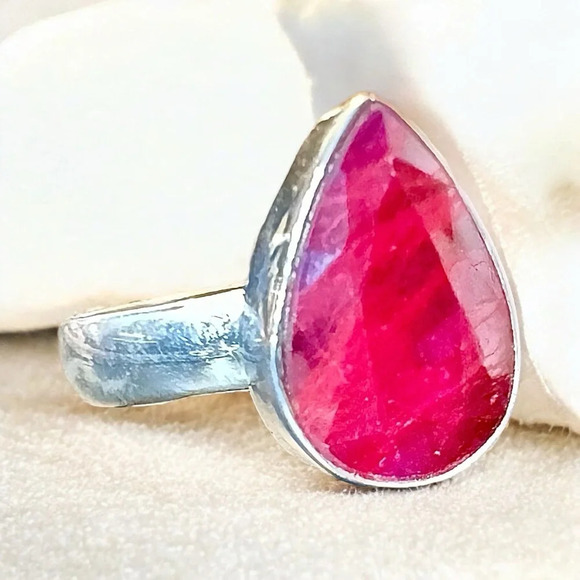Faceted Raw Ruby Sterling Silver Ring (Sz 6) - Picture 6 of 12